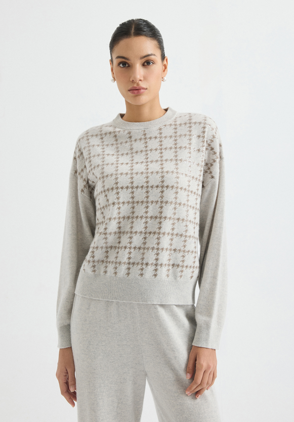 Patterned crewneck knit sweater