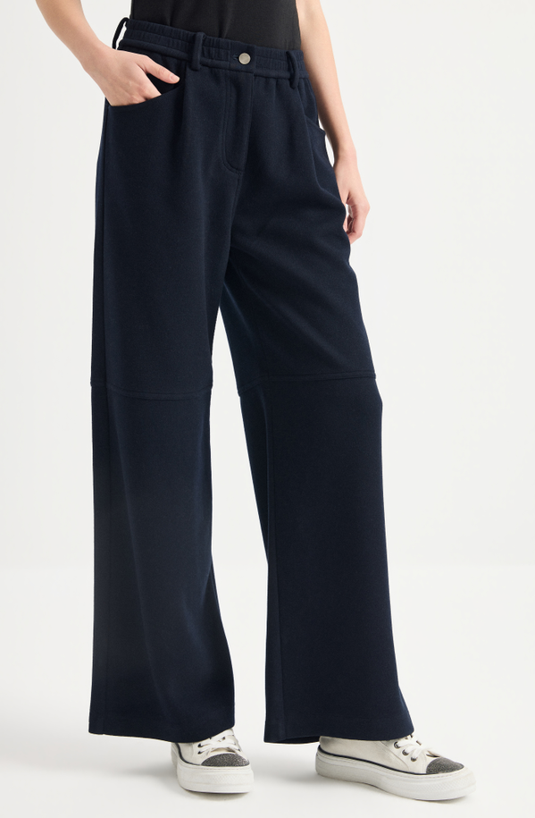 Wide-leg trousers