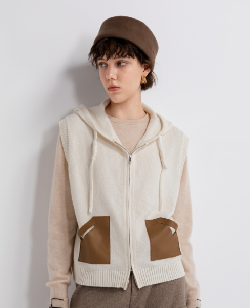 Contrast-pocket hooded vest