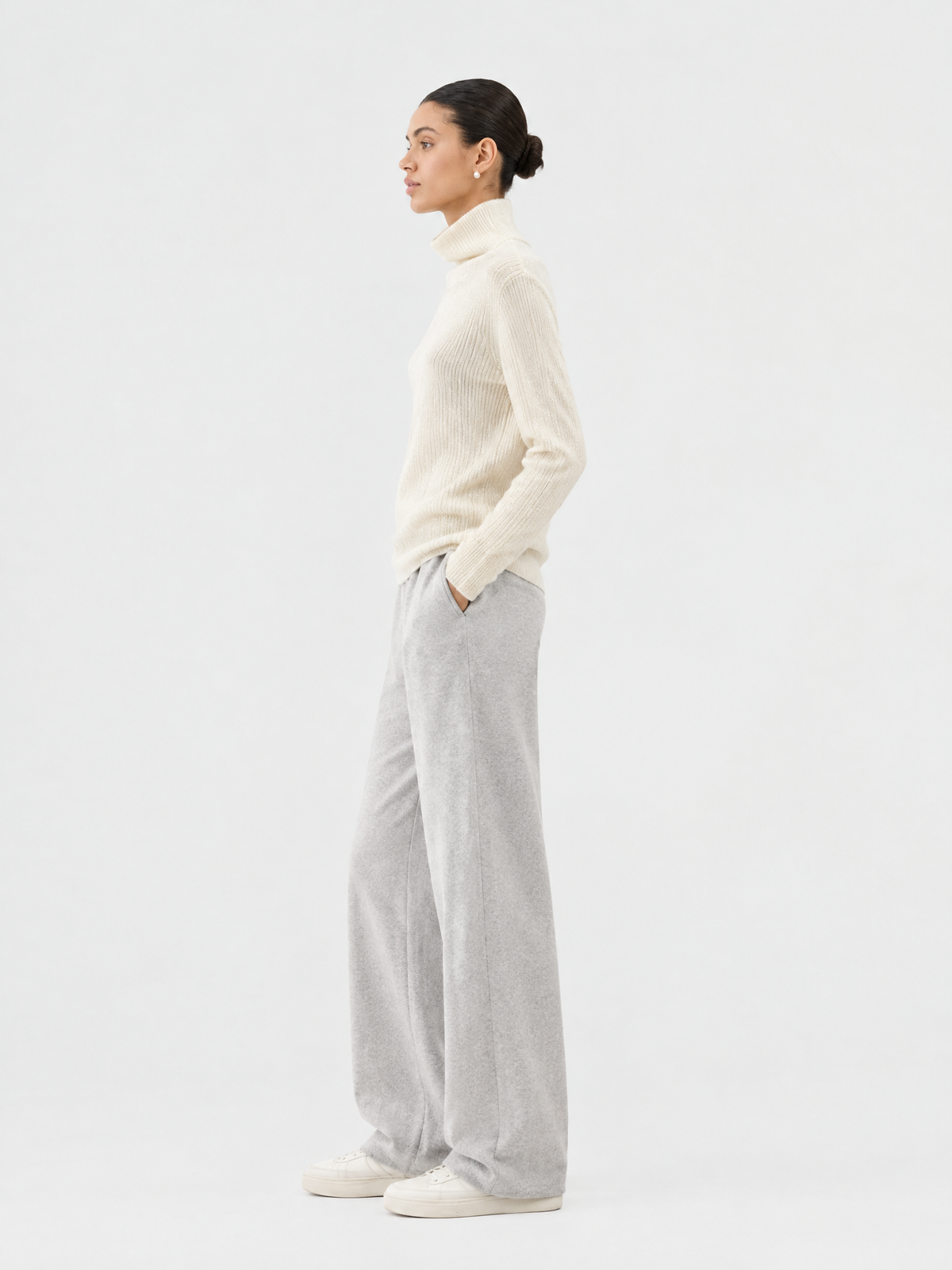 Ribbed wool-blend turtleneck sweater — Side view
