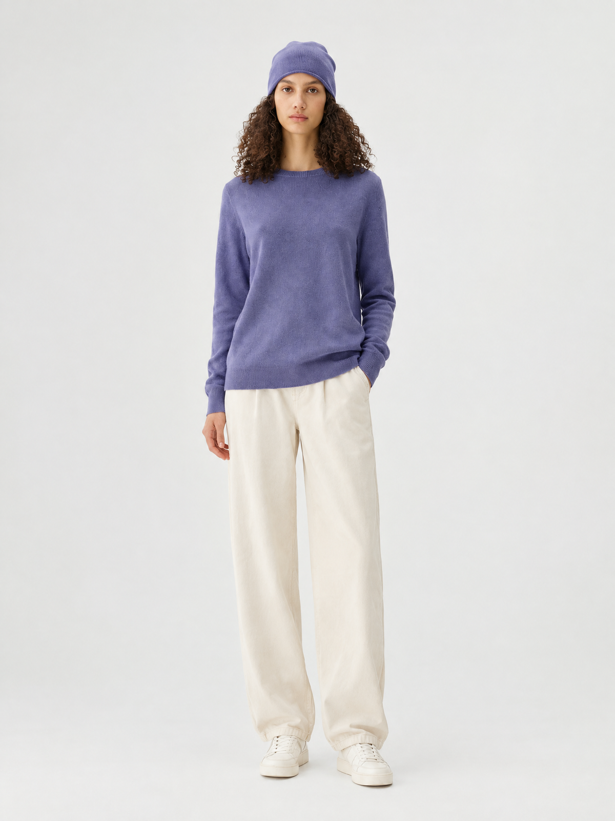 Cashmere knit jogger pants — Front view