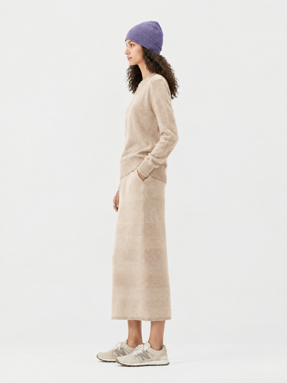 Knit midi skirt — Side view