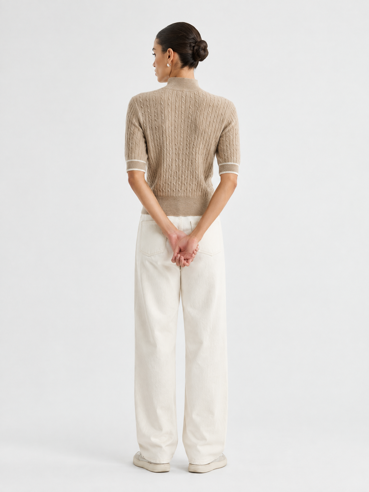 Short-sleeve cable-knit top — Back view