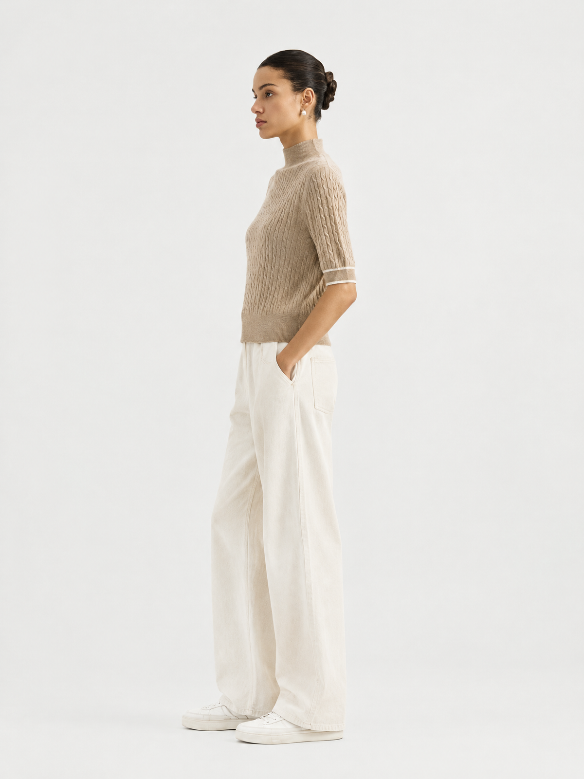 Short-sleeve cable-knit top — Side view